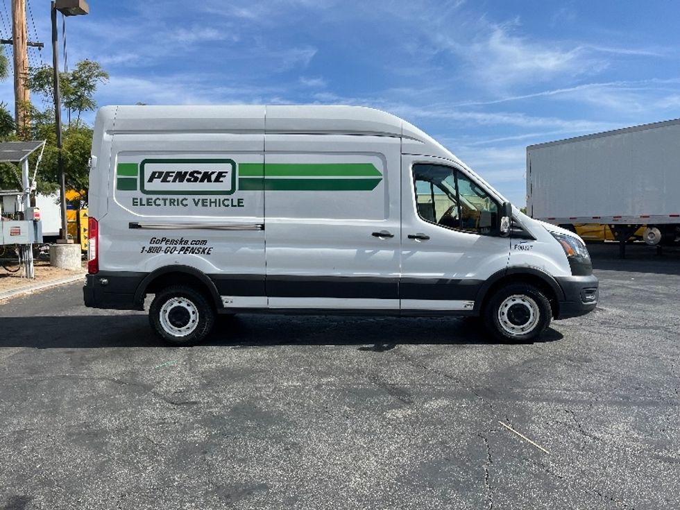 Cargo Van (Panel Van)-Alternative Fuel Trucks & Tractors-Ford-2022-TRAN350E-Torrance-CA-43,458\n\t\tmiles-$ 35,500 - Image 14