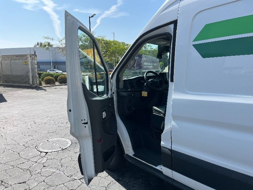 Cargo Van (Panel Van)-Alternative Fuel Trucks & Tractors-Ford-2022-TRAN350E-Torrance-CA-43,458\n\t\tmiles-$ 35,500 - Image 15