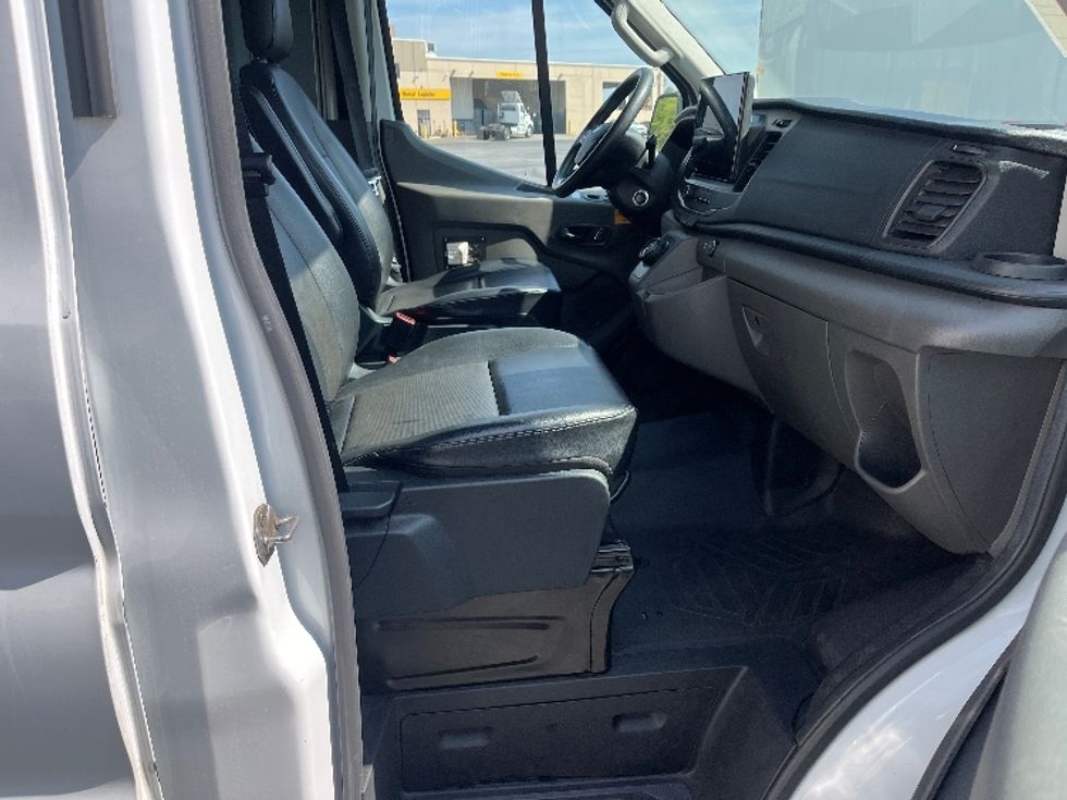 Cargo Van (Panel Van)-Alternative Fuel Trucks & Tractors-Ford-2022-TRAN350E-Torrance-CA-43,458\n\t\tmiles-$ 35,500 - Image 21