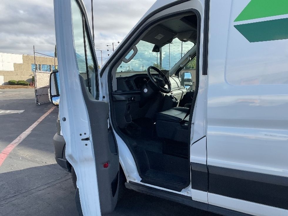 Cargo Van (Panel Van)-Alternative Fuel Trucks & Tractors-Ford-2022-TRAN350E-Torrance-CA-43,461\n\t\tmiles-$ 21,250 - Image 16