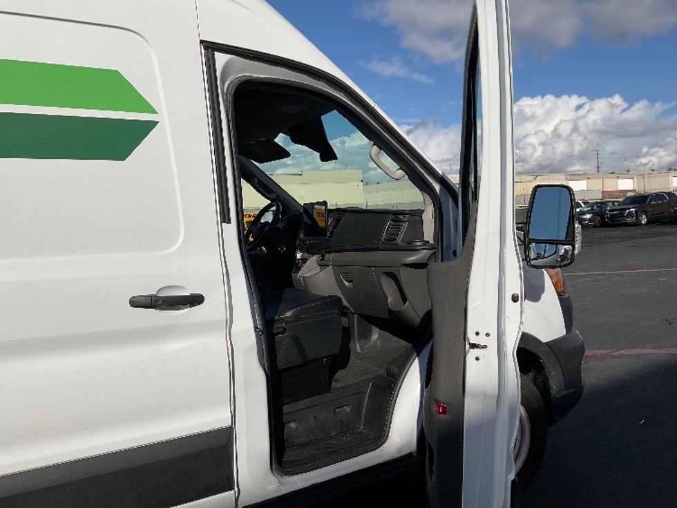 Cargo Van (Panel Van)-Alternative Fuel Trucks & Tractors-Ford-2022-TRAN350E-Torrance-CA-43,461\n\t\tmiles-$ 21,250 - Image 20