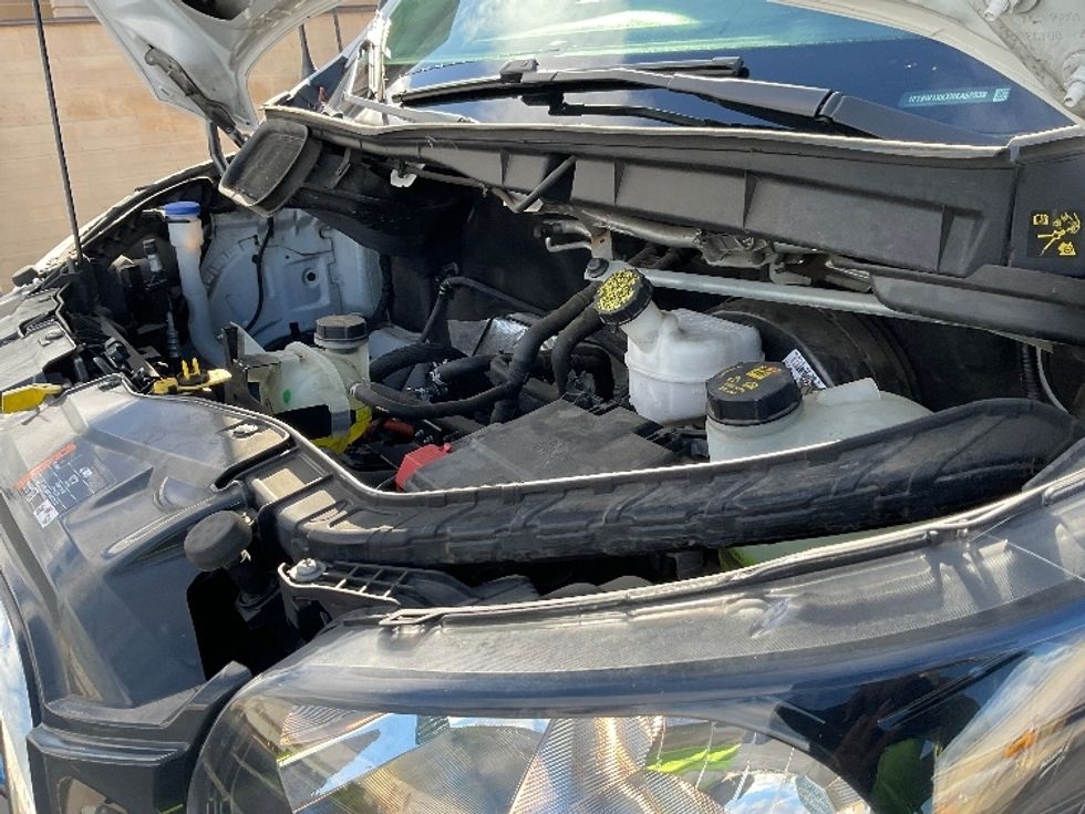 Cargo Van (Panel Van)-Alternative Fuel Trucks & Tractors-Ford-2022-TRAN350E-Torrance-CA-43,461\n\t\tmiles-$ 21,250 - Image 24
