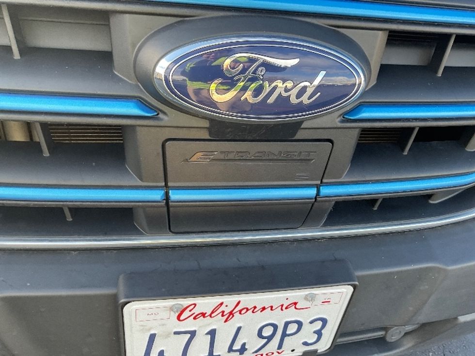 Cargo Van (Panel Van)-Alternative Fuel Trucks & Tractors-Ford-2022-TRAN350E-Torrance-CA-43,461\n\t\tmiles-$ 21,250 - Image 25