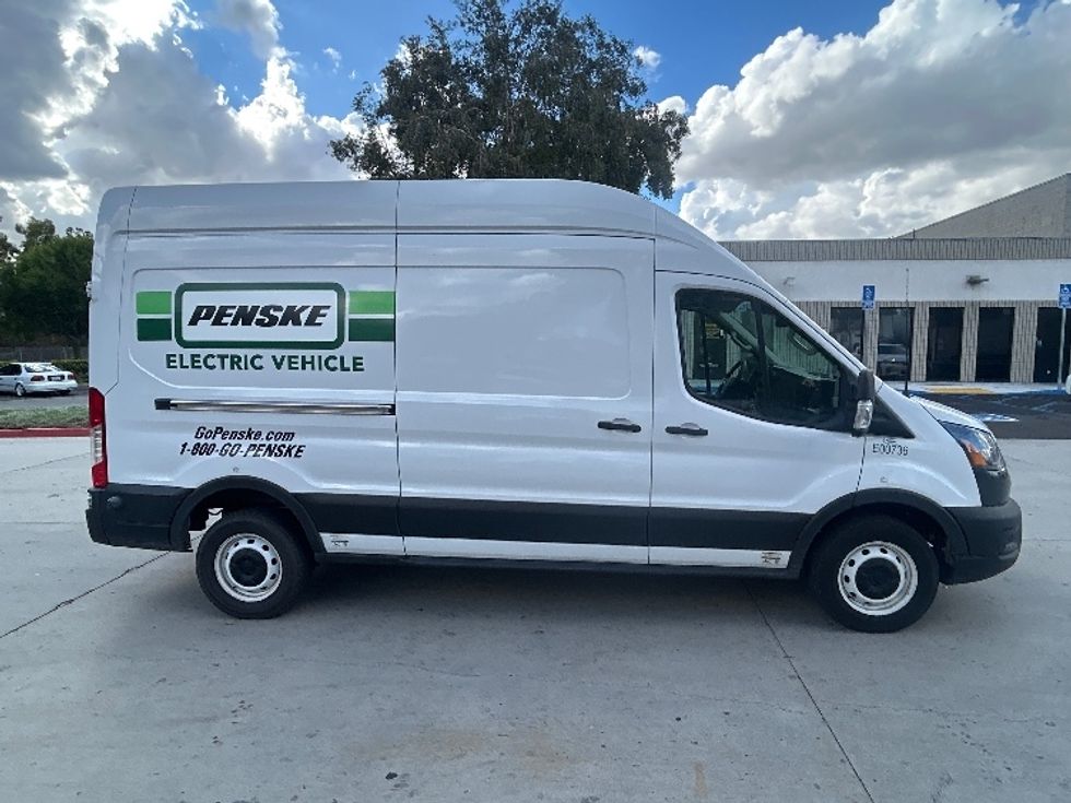 Cargo Van (Panel Van)-Alternative Fuel Trucks & Tractors-Ford-2022-TRAN350E-Torrance-CA-46,118\n\t\tmiles-$ 21,750 - Image 13