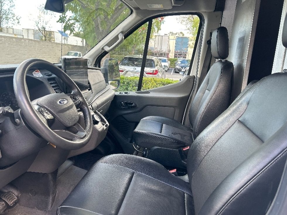 Cargo Van (Panel Van)-Alternative Fuel Trucks & Tractors-Ford-2022-TRAN350E-Torrance-CA-46,118\n\t\tmiles-$ 21,750 - Image 16