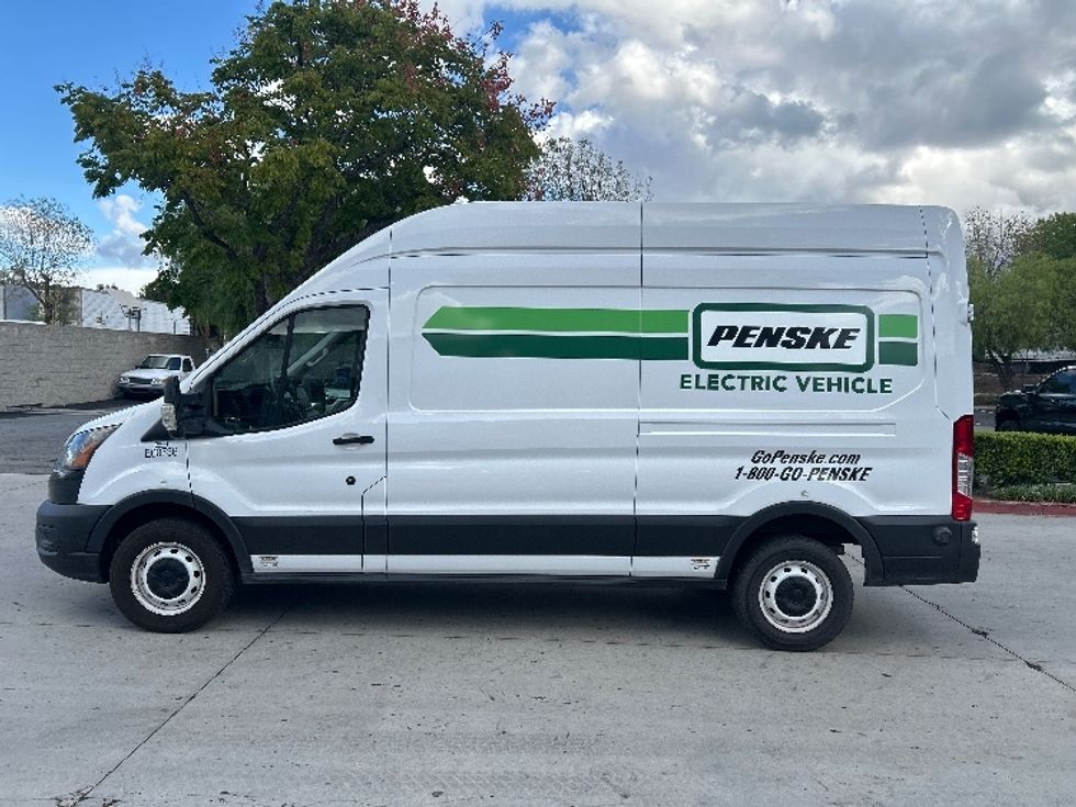 Cargo Van (Panel Van)-Alternative Fuel Trucks & Tractors-Ford-2022-TRAN350E-Torrance-CA-46,118\n\t\tmiles-$ 21,750 - Image 4