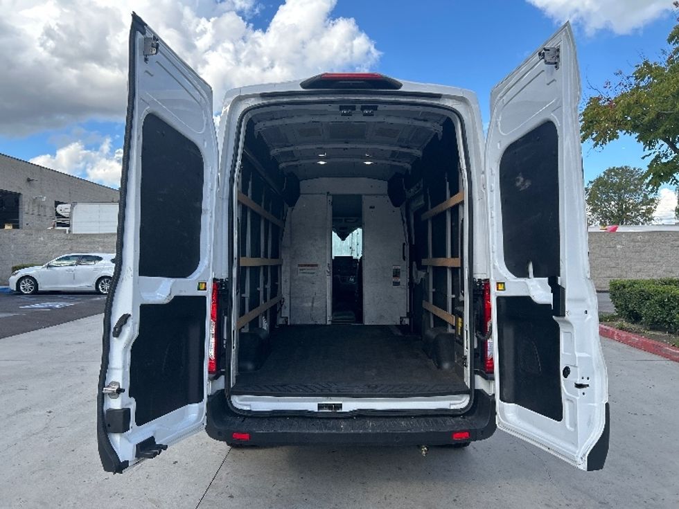 Cargo Van (Panel Van)-Alternative Fuel Trucks & Tractors-Ford-2022-TRAN350E-Torrance-CA-46,118\n\t\tmiles-$ 21,750 - Image 8
