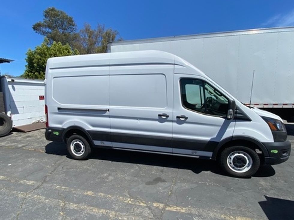 Cargo Van (Panel Van)-Alternative Fuel Trucks & Tractors-Ford-2022-TRAN350E-Torrance-CA-51,517\n\t\tmiles-$ 18,000 - Image 15