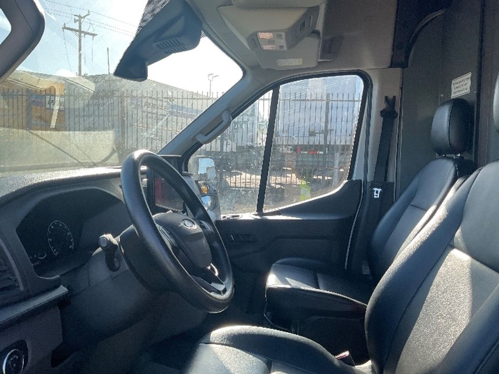 Cargo Van (Panel Van)-Alternative Fuel Trucks & Tractors-Ford-2022-TRAN350E-Torrance-CA-51,517\n\t\tmiles-$ 18,000 - Image 19
