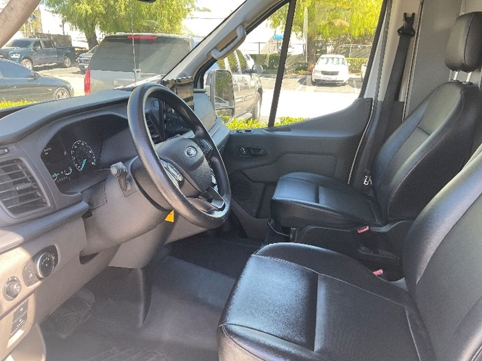 Cargo Van (Panel Van)-Alternative Fuel Trucks & Tractors-Ford-2022-TRAN350E-Torrance-CA-52,431\n\t\tmiles-$ 35,000 - Image 18