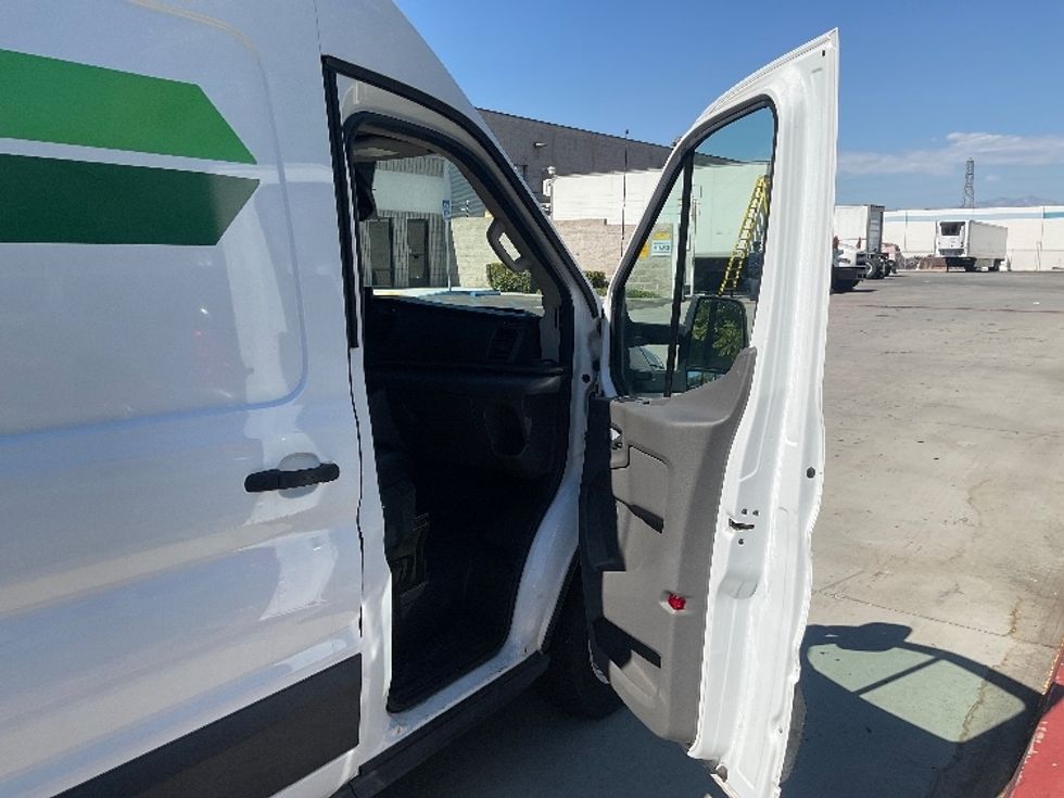 Cargo Van (Panel Van)-Alternative Fuel Trucks & Tractors-Ford-2022-TRAN350E-Torrance-CA-52,431\n\t\tmiles-$ 35,000 - Image 21