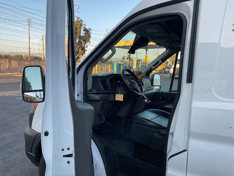 Cargo Van (Panel Van)-Alternative Fuel Trucks & Tractors-Ford-2022-TRAN350E-Torrance-CA-52,654\n\t\tmiles-$ 33,500 - Image 16