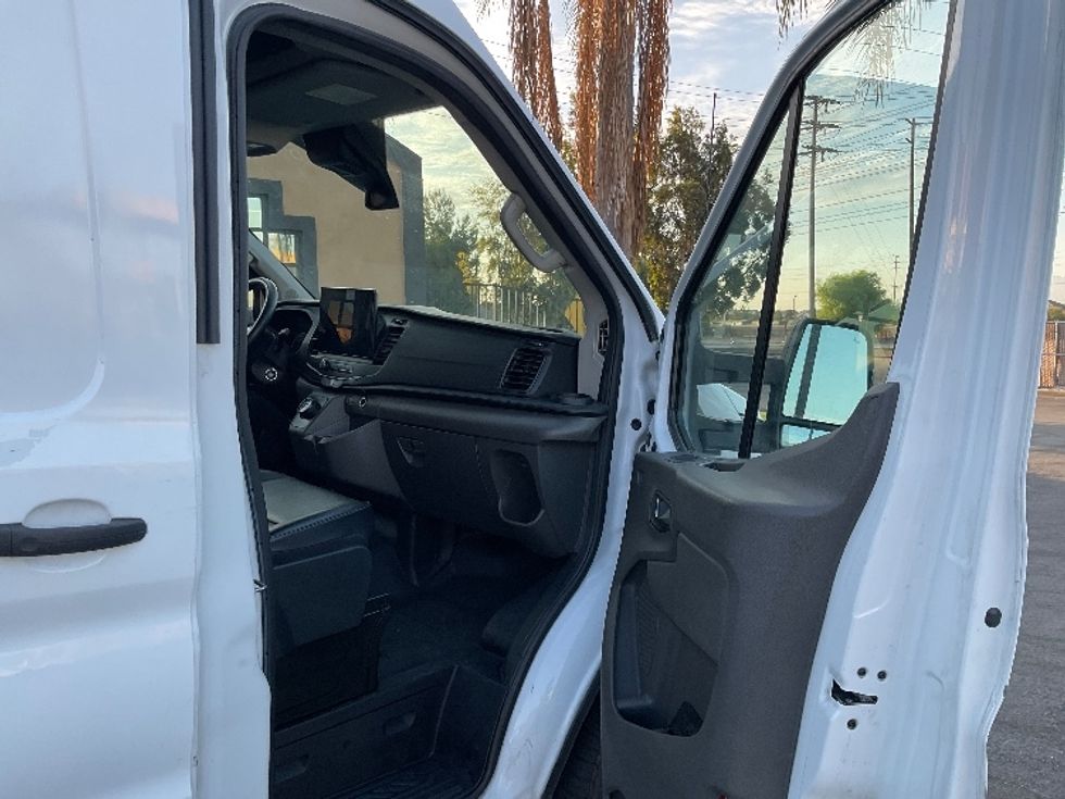 Cargo Van (Panel Van)-Alternative Fuel Trucks & Tractors-Ford-2022-TRAN350E-Torrance-CA-52,654\n\t\tmiles-$ 33,500 - Image 20