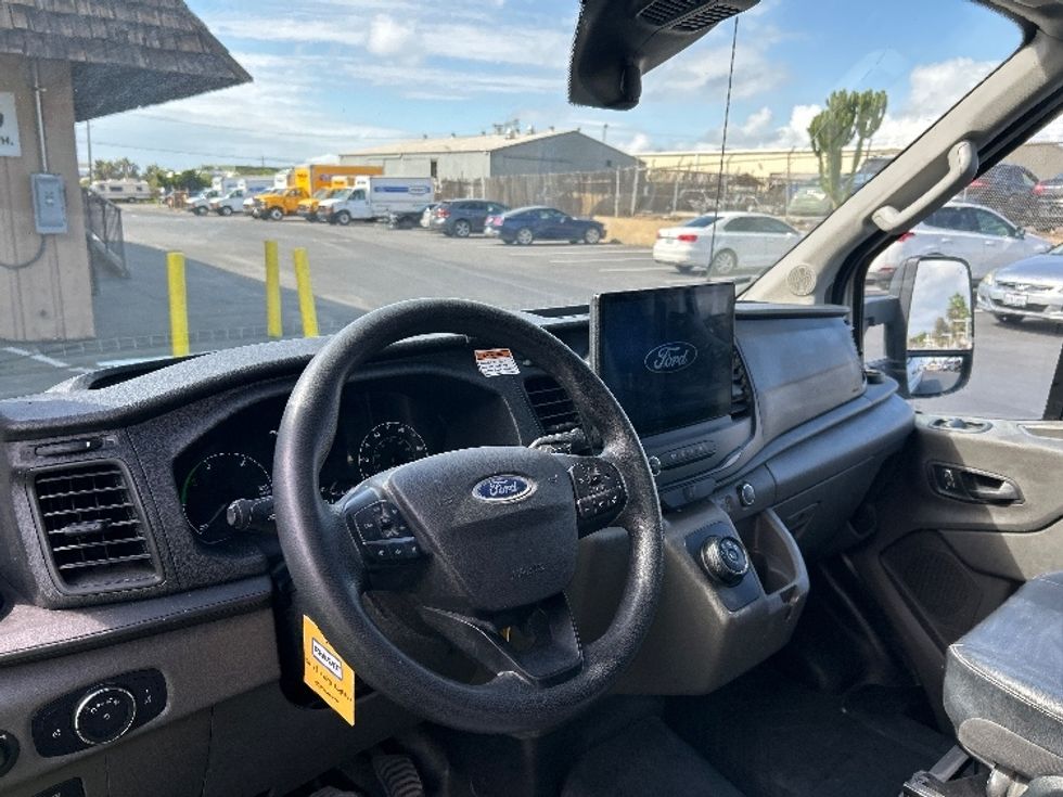 Cargo Van (Panel Van)-Alternative Fuel Trucks & Tractors-Ford-2022-TRAN350E-Torrance-CA-52,839\n\t\tmiles-$ 21,000 - Image 17