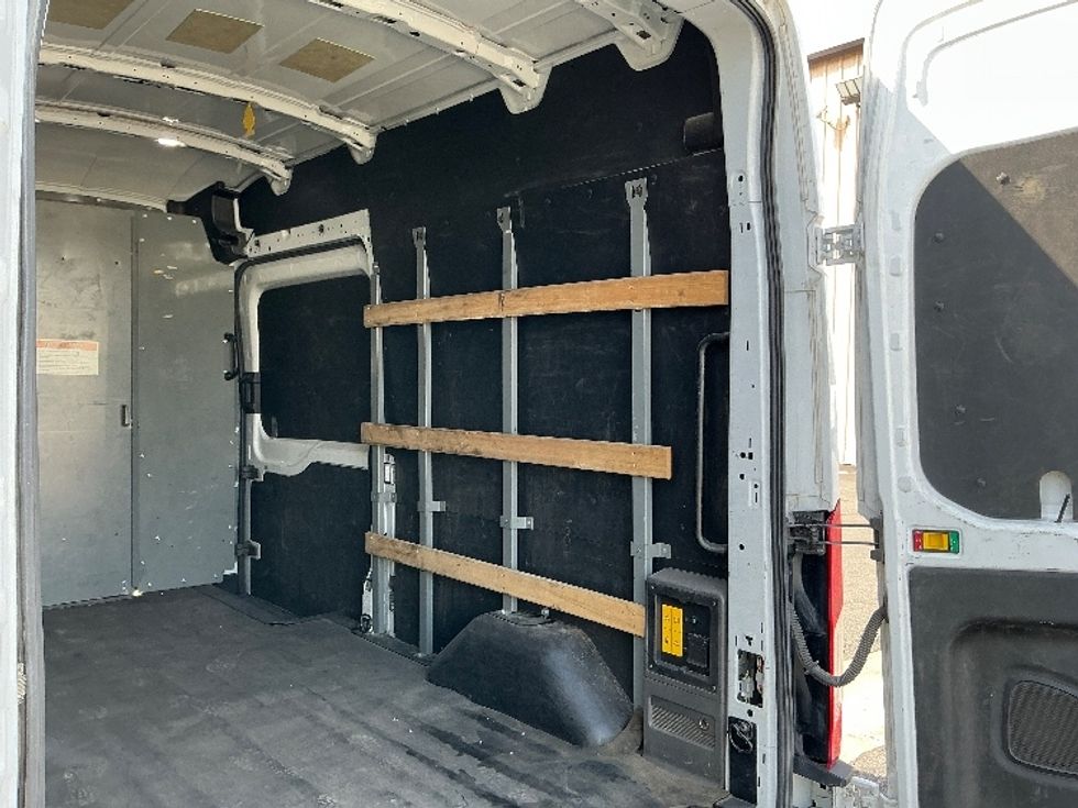Cargo Van (Panel Van)-Alternative Fuel Trucks & Tractors-Ford-2022-TRAN350E-Torrance-CA-53,005\n\t\tmiles-$ 34,250 - Image 11