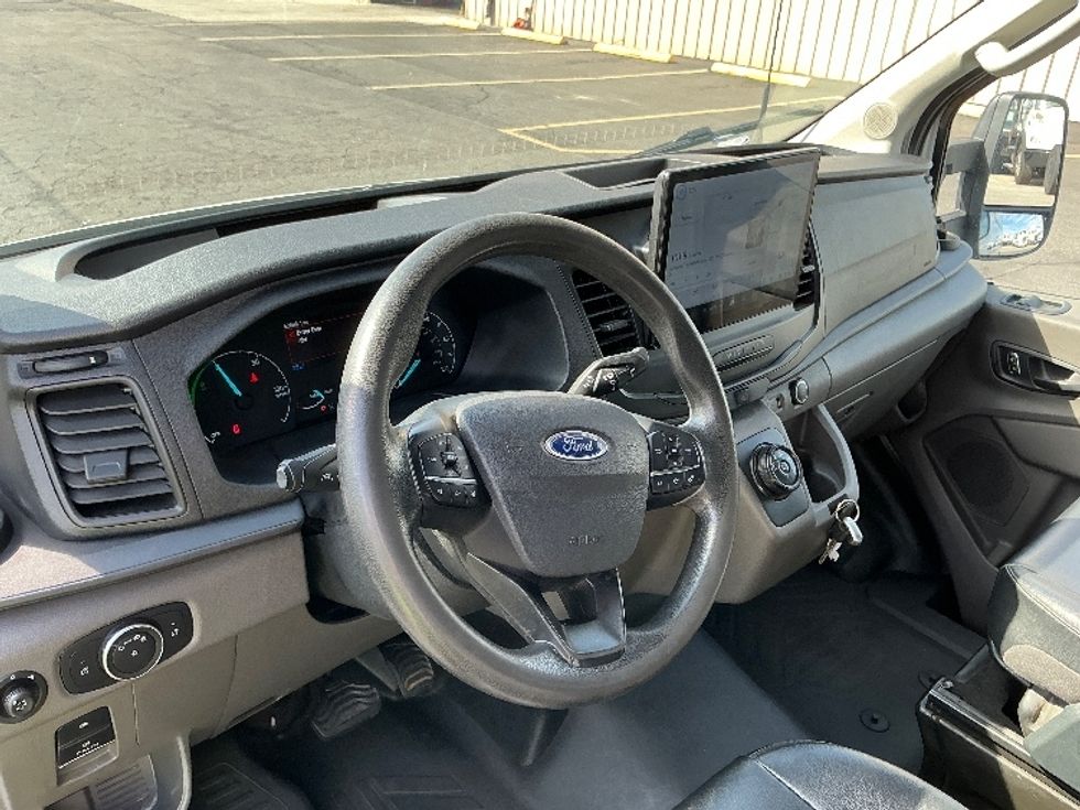 Cargo Van (Panel Van)-Alternative Fuel Trucks & Tractors-Ford-2022-TRAN350E-Torrance-CA-53,005\n\t\tmiles-$ 34,250 - Image 16