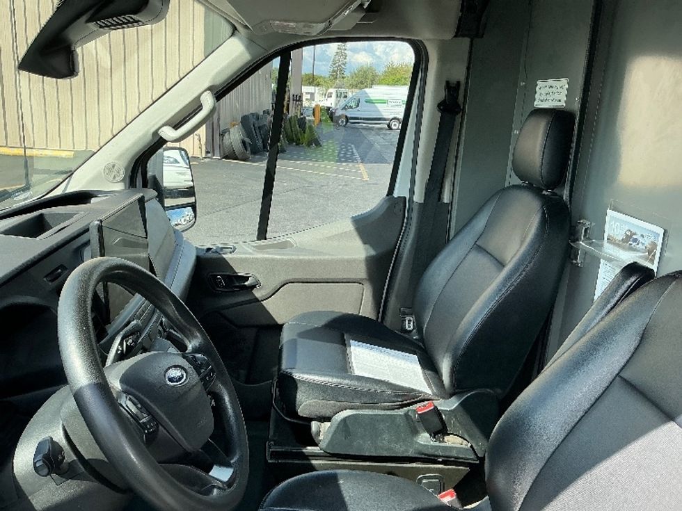 Cargo Van (Panel Van)-Alternative Fuel Trucks & Tractors-Ford-2022-TRAN350E-Torrance-CA-53,005\n\t\tmiles-$ 34,250 - Image 18