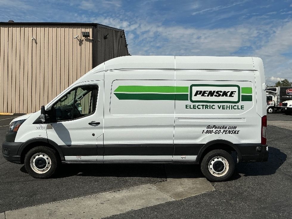 Cargo Van (Panel Van)-Alternative Fuel Trucks & Tractors-Ford-2022-TRAN350E-Torrance-CA-53,005\n\t\tmiles-$ 34,250 - Image 4