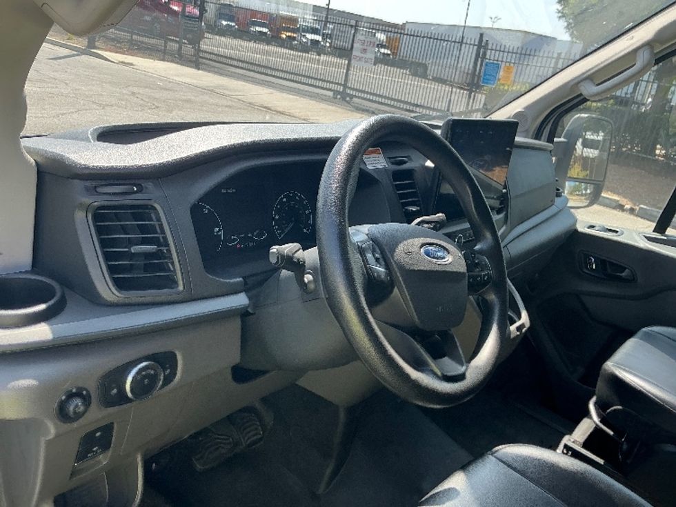 Cargo Van (Panel Van)-Alternative Fuel Trucks & Tractors-Ford-2022-TRAN350E-Torrance-CA-54,501\n\t\tmiles-$ 33,250 - Image 17