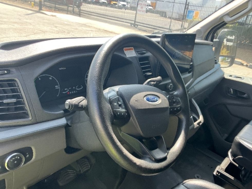 Cargo Van (Panel Van)-Alternative Fuel Trucks & Tractors-Ford-2022-TRAN350E-Torrance-CA-54,501\n\t\tmiles-$ 33,250 - Image 18
