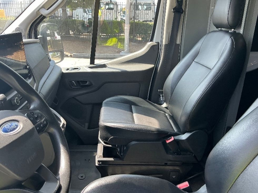 Cargo Van (Panel Van)-Alternative Fuel Trucks & Tractors-Ford-2022-TRAN350E-Torrance-CA-54,501\n\t\tmiles-$ 33,250 - Image 19