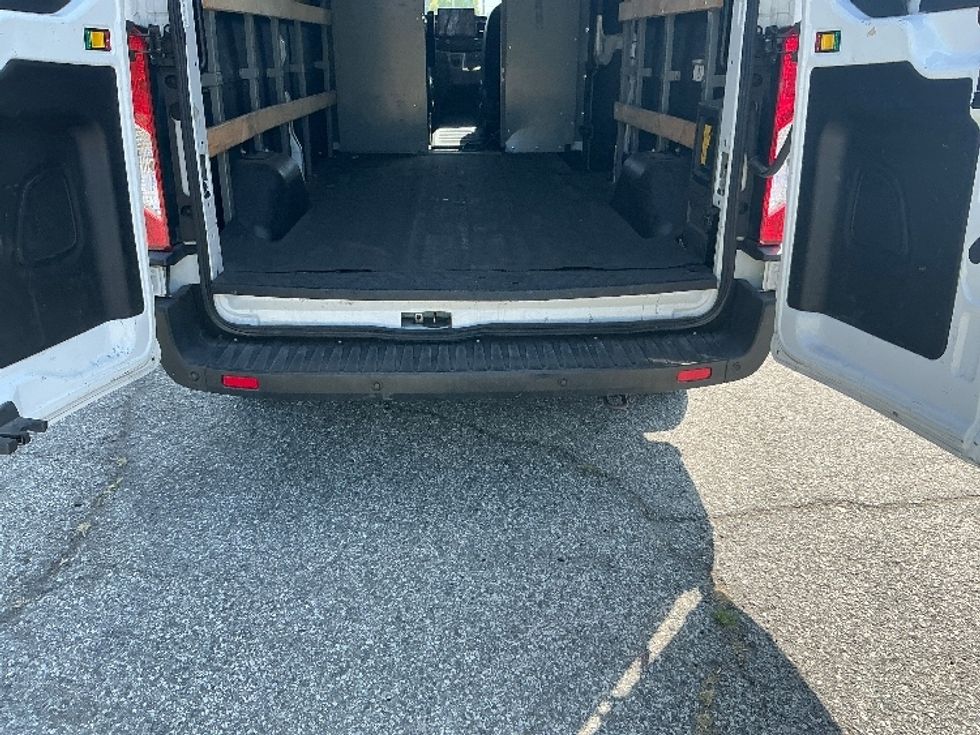 Cargo Van (Panel Van)-Alternative Fuel Trucks & Tractors-Ford-2022-TRAN350E-Torrance-CA-54,501\n\t\tmiles-$ 33,250 - Image 9