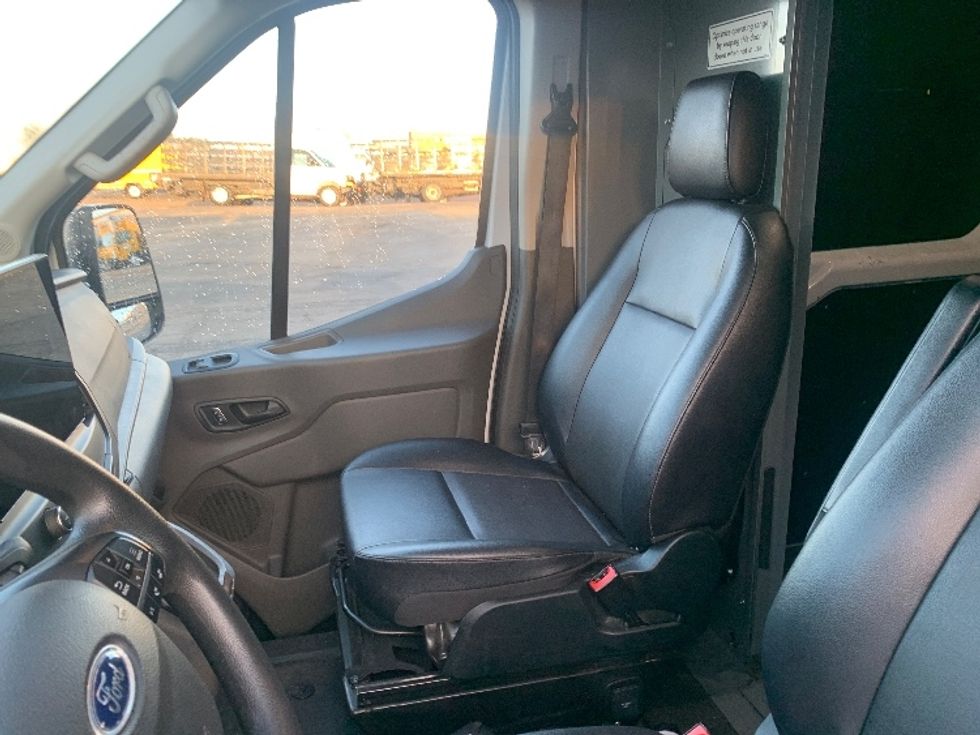 Cargo Van (Panel Van)-Alternative Fuel Trucks & Tractors-Ford-2022-TRAN350E-Torrance-CA-54,707\n\t\tmiles-$ 33,250 - Image 19