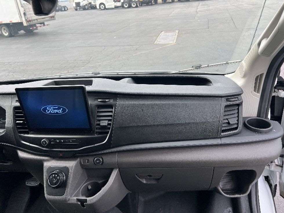 Cargo Van (Panel Van)-Alternative Fuel Trucks & Tractors-Ford-2022-TRAN350E-Torrance-CA-63,991\n\t\tmiles-$ 30,750 - Image 18