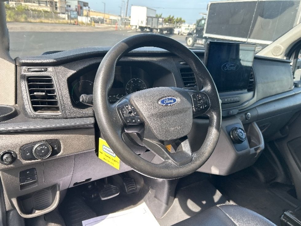 Cargo Van (Panel Van)-Alternative Fuel Trucks & Tractors-Ford-2022-TRAN350E-Torrance-CA-64,268\n\t\tmiles-$ 34,750 - Image 17