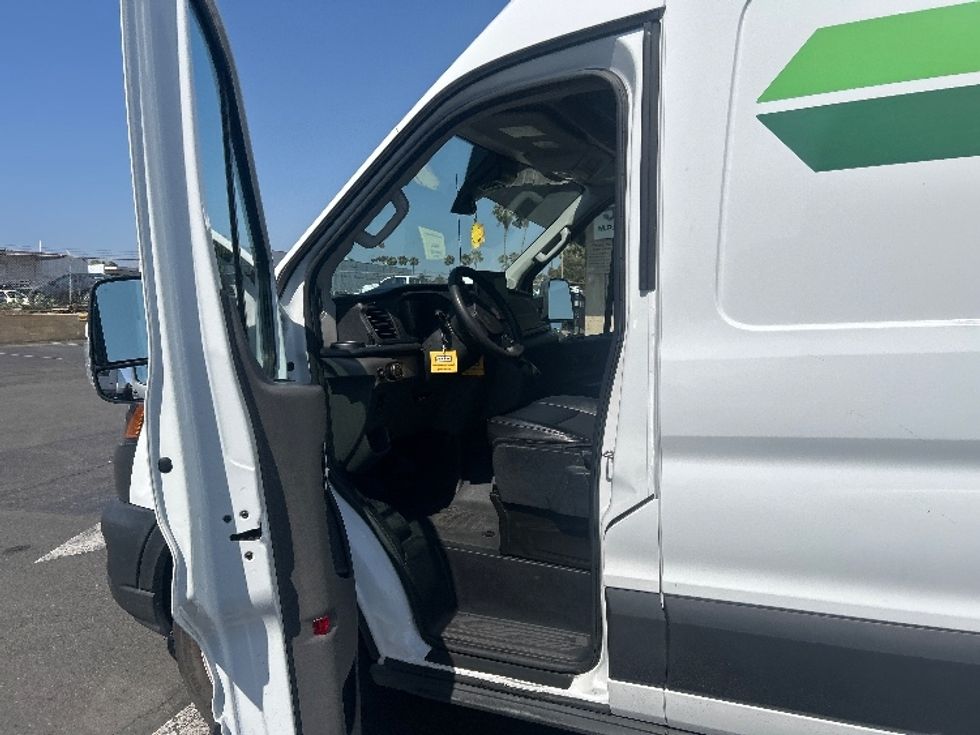 Cargo Van (Panel Van)-Alternative Fuel Trucks & Tractors-Ford-2022-TRAN350E-Torrance-CA-70,082\n\t\tmiles-$ 35,250 - Image 16