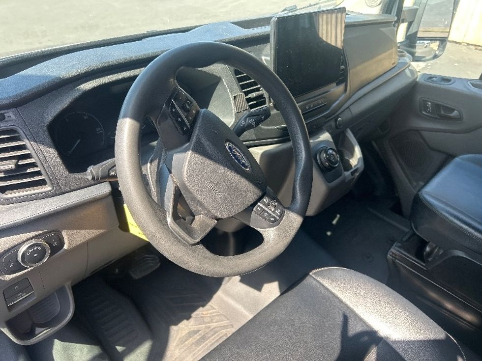 Cargo Van (Panel Van)-Alternative Fuel Trucks & Tractors-Ford-2022-TRAN350E-Torrance-CA-70,082\n\t\tmiles-$ 35,250 - Image 18