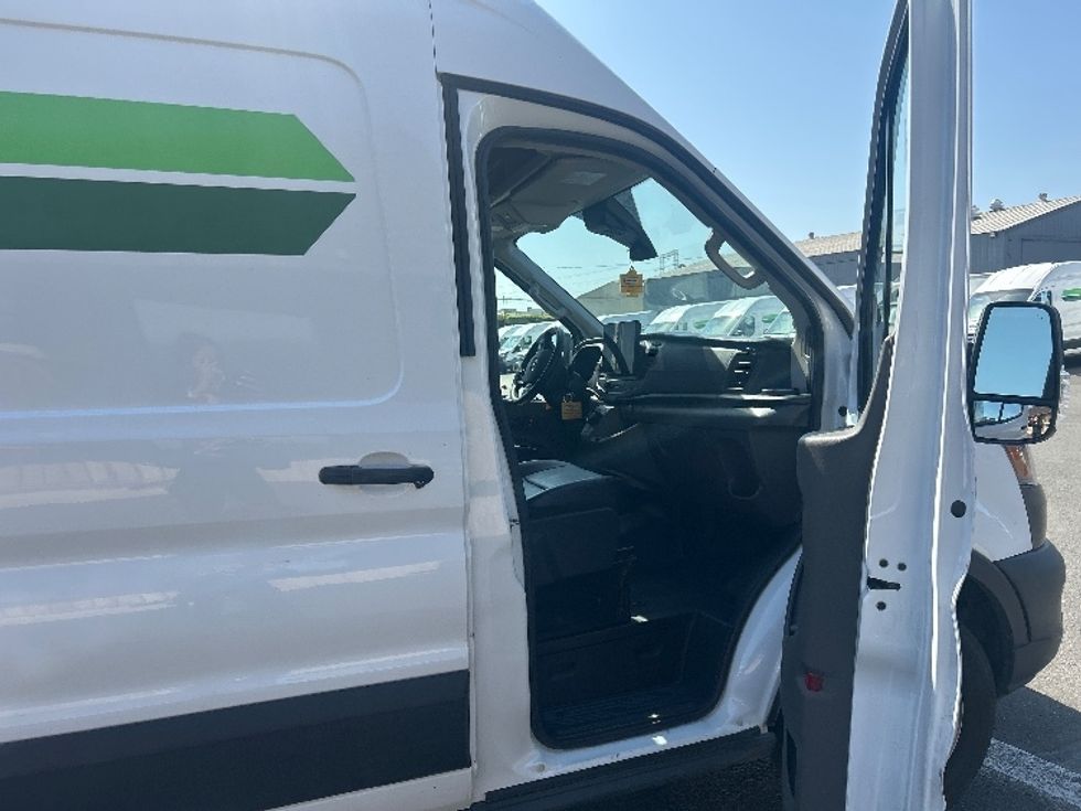 Cargo Van (Panel Van)-Alternative Fuel Trucks & Tractors-Ford-2022-TRAN350E-Torrance-CA-70,082\n\t\tmiles-$ 35,250 - Image 20