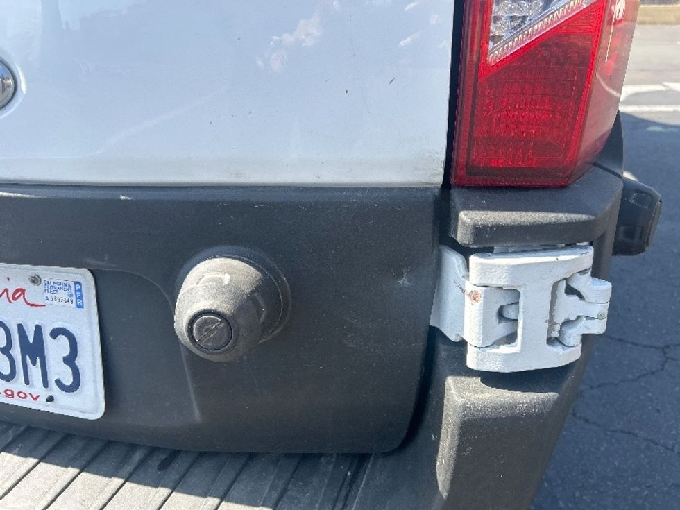 Cargo Van (Panel Van)-Alternative Fuel Trucks & Tractors-Ford-2022-TRAN350E-Torrance-CA-70,082\n\t\tmiles-$ 35,250 - Image 27