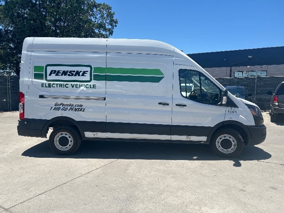 Cargo Van (Panel Van)-Alternative Fuel Trucks & Tractors-Ford-2022-TRAN350E-Torrance-CA-82,900\n\t\tmiles-$ 34,750 - Image 15