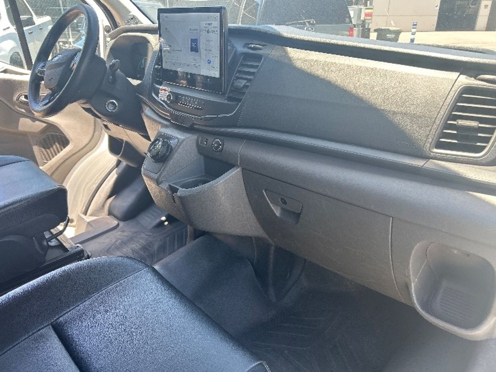 Cargo Van (Panel Van)-Alternative Fuel Trucks & Tractors-Ford-2022-TRAN350E-Torrance-CA-82,900\n\t\tmiles-$ 34,750 - Image 21