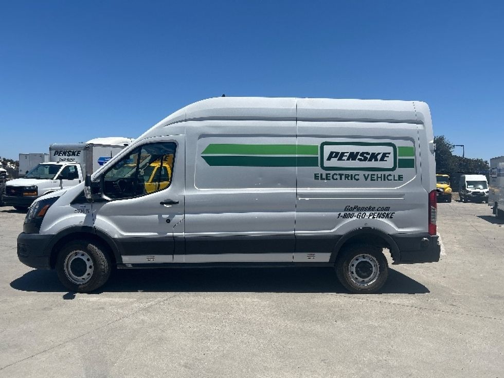 Cargo Van (Panel Van)-Alternative Fuel Trucks & Tractors-Ford-2022-TRAN350E-Torrance-CA-82,900\n\t\tmiles-$ 34,750 - Image 4
