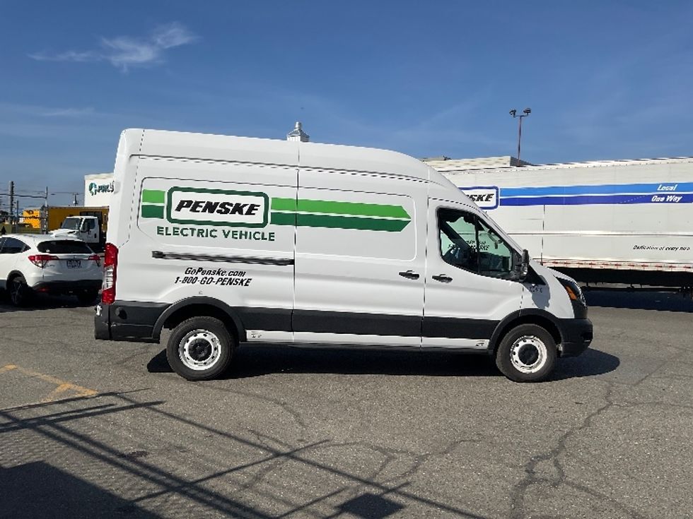 Cargo Van (Panel Van)-Alternative Fuel Trucks & Tractors-Ford-2022-TRAN350E-Tukwila-WA-16,222\n\t\tmiles-$ 35,500 - Image 15