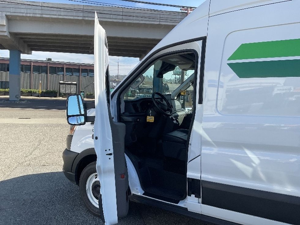 Cargo Van (Panel Van)-Alternative Fuel Trucks & Tractors-Ford-2022-TRAN350E-Tukwila-WA-16,222\n\t\tmiles-$ 35,500 - Image 16
