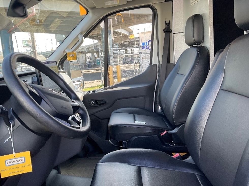 Cargo Van (Panel Van)-Alternative Fuel Trucks & Tractors-Ford-2022-TRAN350E-Tukwila-WA-16,222\n\t\tmiles-$ 35,500 - Image 19