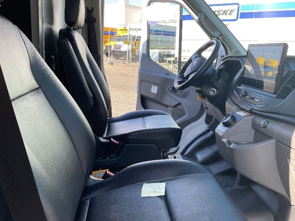 Cargo Van (Panel Van)-Alternative Fuel Trucks & Tractors-Ford-2022-TRAN350E-Tukwila-WA-16,222\n\t\tmiles-$ 35,500 - Image 22