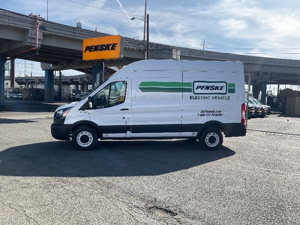Cargo Van (Panel Van)-Alternative Fuel Trucks & Tractors-Ford-2022-TRAN350E-Tukwila-WA-16,222\n\t\tmiles-$ 35,500 - Image 4