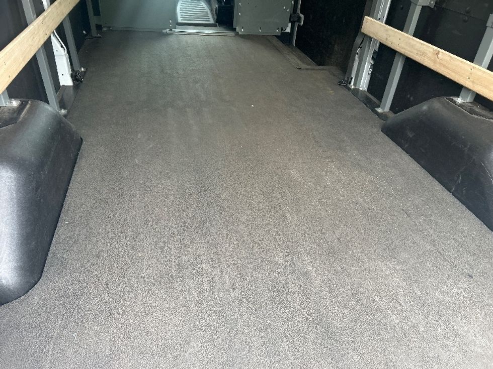 Cargo Van (Panel Van)-Alternative Fuel Trucks & Tractors-Ford-2022-TRAN350E-Tukwila-WA-17,247\n\t\tmiles-$ 39,750 - Image 10