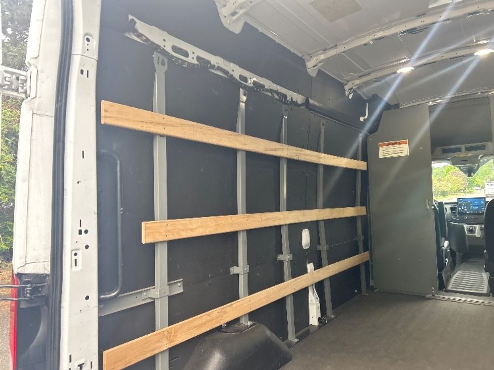 Cargo Van (Panel Van)-Alternative Fuel Trucks & Tractors-Ford-2022-TRAN350E-Tukwila-WA-17,247\n\t\tmiles-$ 39,750 - Image 11