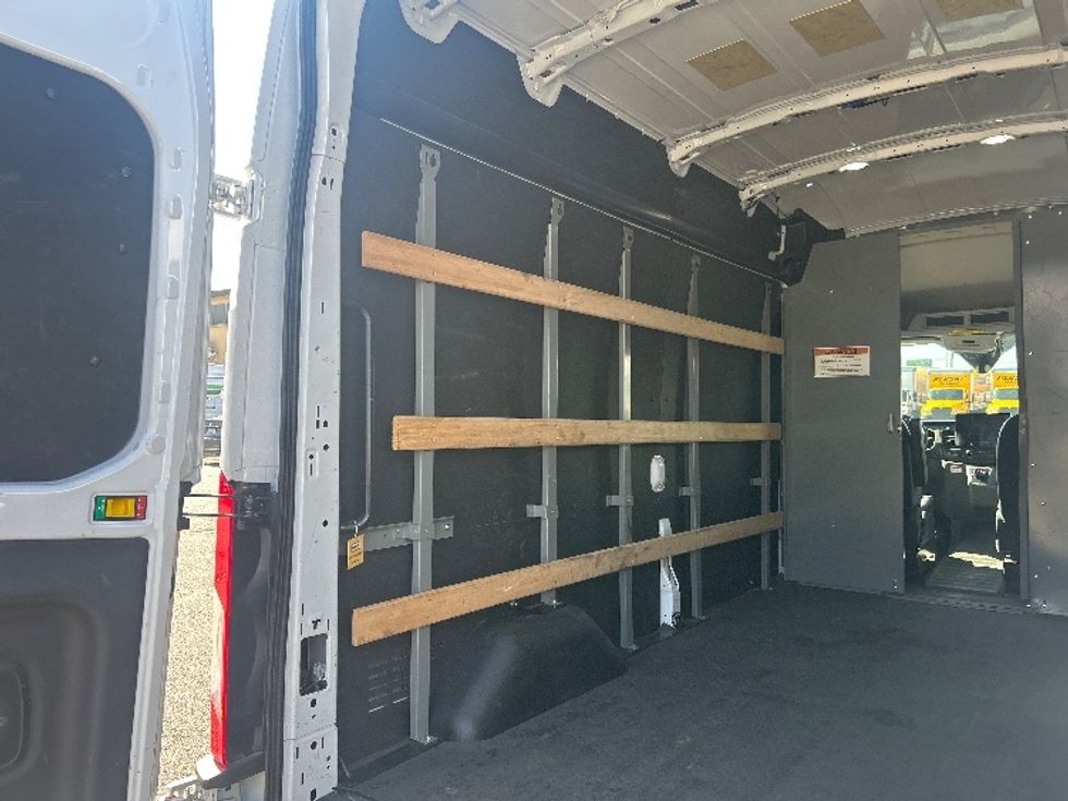 Cargo Van (Panel Van)-Alternative Fuel Trucks & Tractors-Ford-2022-TRAN350E-Tukwila-WA-17,742\n\t\tmiles-$ 35,250 - Image 11