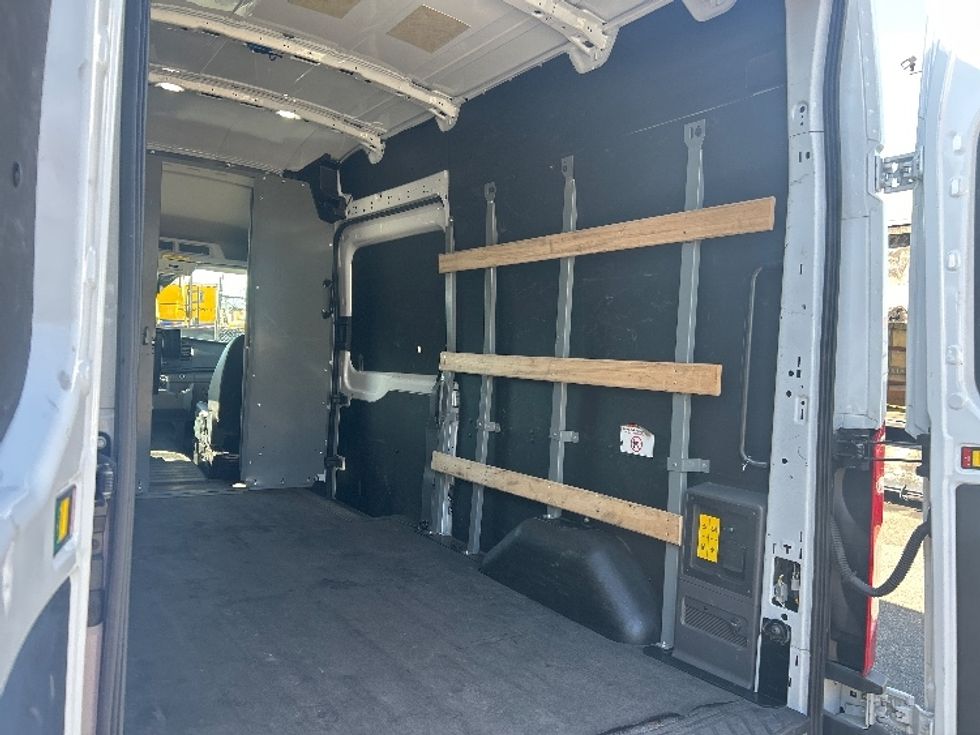 Cargo Van (Panel Van)-Alternative Fuel Trucks & Tractors-Ford-2022-TRAN350E-Tukwila-WA-17,742\n\t\tmiles-$ 35,250 - Image 12