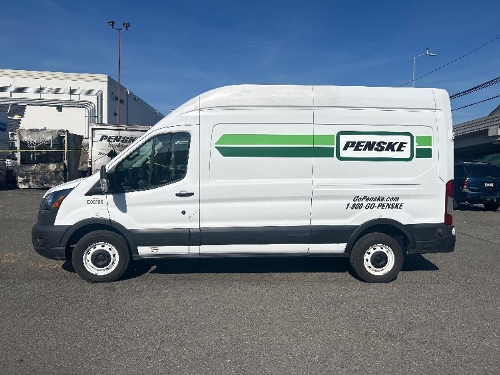 Cargo Van (Panel Van)-Alternative Fuel Trucks & Tractors-Ford-2022-TRAN350E-Tukwila-WA-17,742\n\t\tmiles-$ 35,250 - Image 4