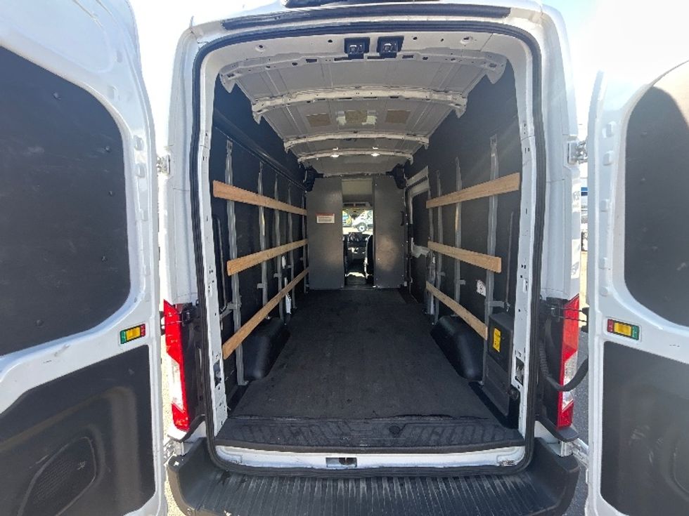 Cargo Van (Panel Van)-Alternative Fuel Trucks & Tractors-Ford-2022-TRAN350E-Tukwila-WA-17,742\n\t\tmiles-$ 35,250 - Image 9