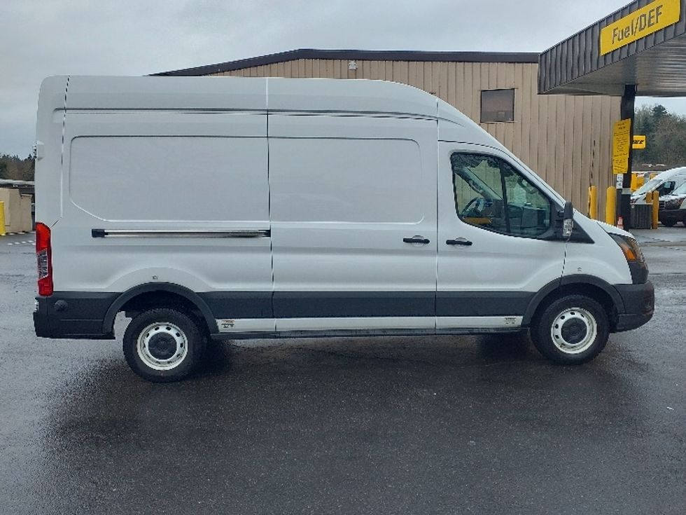 Cargo Van (Panel Van)-Alternative Fuel Trucks & Tractors-Ford-2022-TRAN350E-Tukwila-WA-3,211\n\t\tmiles-$ 43,500 - Image 15