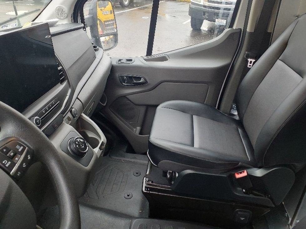 Cargo Van (Panel Van)-Alternative Fuel Trucks & Tractors-Ford-2022-TRAN350E-Tukwila-WA-3,211\n\t\tmiles-$ 43,500 - Image 19
