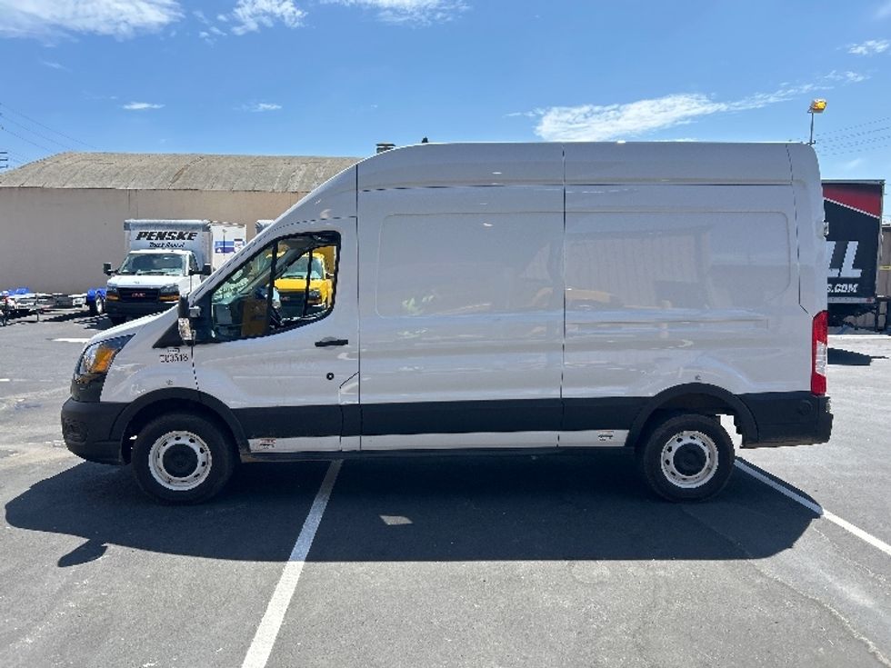 Cargo Van (Panel Van)-Alternative Fuel Trucks & Tractors-Ford-2022-TRAN350E-Ventura-CA-10,888\n\t\tmiles-$ 37,000 - Image 4